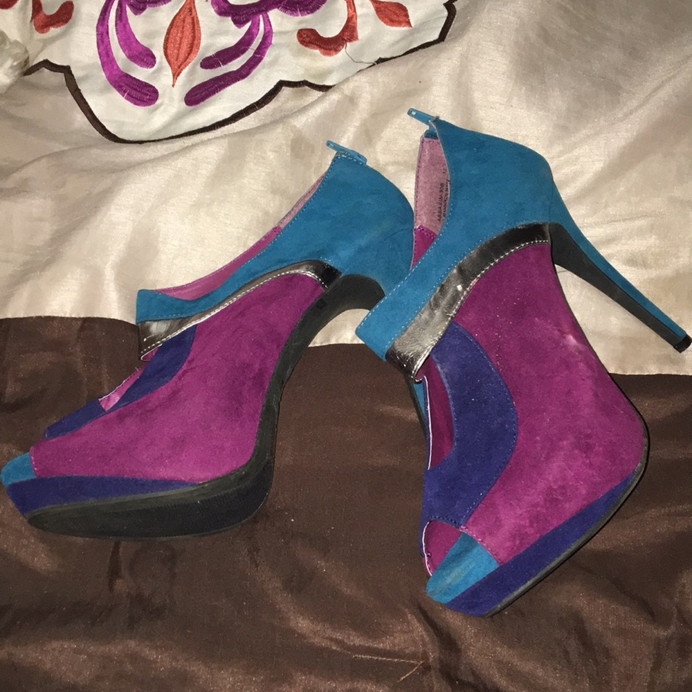 Colorful 5 inch heel with back zipper